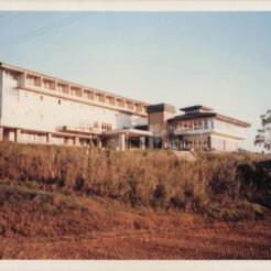 1982-10-01 17;33南魚沼市 ホテル一本杉<br>おじいちゃんとおばあちゃんの新潟旅行