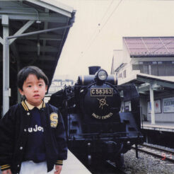 1991-03-16 御花畑駅でSLとCOTA<br>パレオエキスプレスの蒸気機関車とCOTA