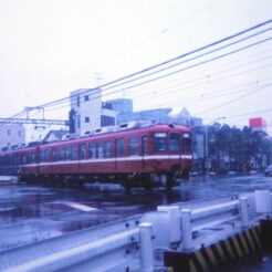 1994-11-05 大鳥居駅 環状8号線と産業道路の交差点の踏切<br>京急大鳥居駅付近地下化工事の直前（前日？）