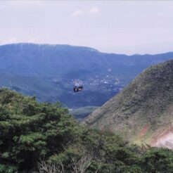 2002-07-30 箱根 大涌谷とロープウェイ<br>夏のススキ