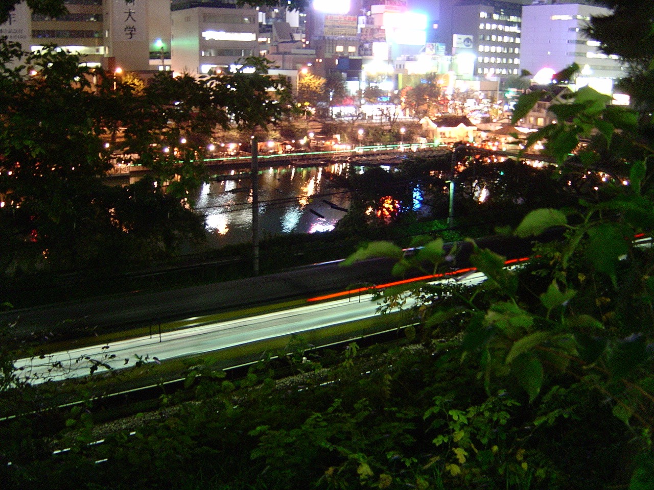 2006 10 19 18 25 56飯田橋駅付近の夜景