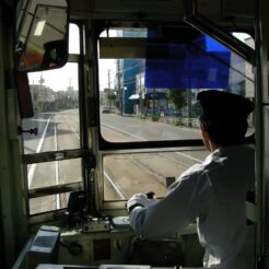 2007-09-24 07-51-14函館市電の運転風景<br>東北新幹線と東北本線で函館へ