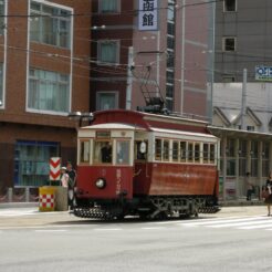 2007-09-24 12-21-23函館市電のレトロ車両<br>東北新幹線と東北本線で函館へ