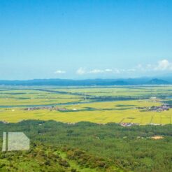 2012-08-18-15-28-56秋田県男鹿半島 寒風山からの八郎潟方面<br>盛岡でご飯を食べて小岩井農場に寄ったあと秋田に泊まり男鹿半島を周遊、最終日は角館に寄った