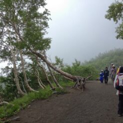 2013-08-16 12-23-23富士山 五合目と六合目の中間<br>富士山頂を目指した