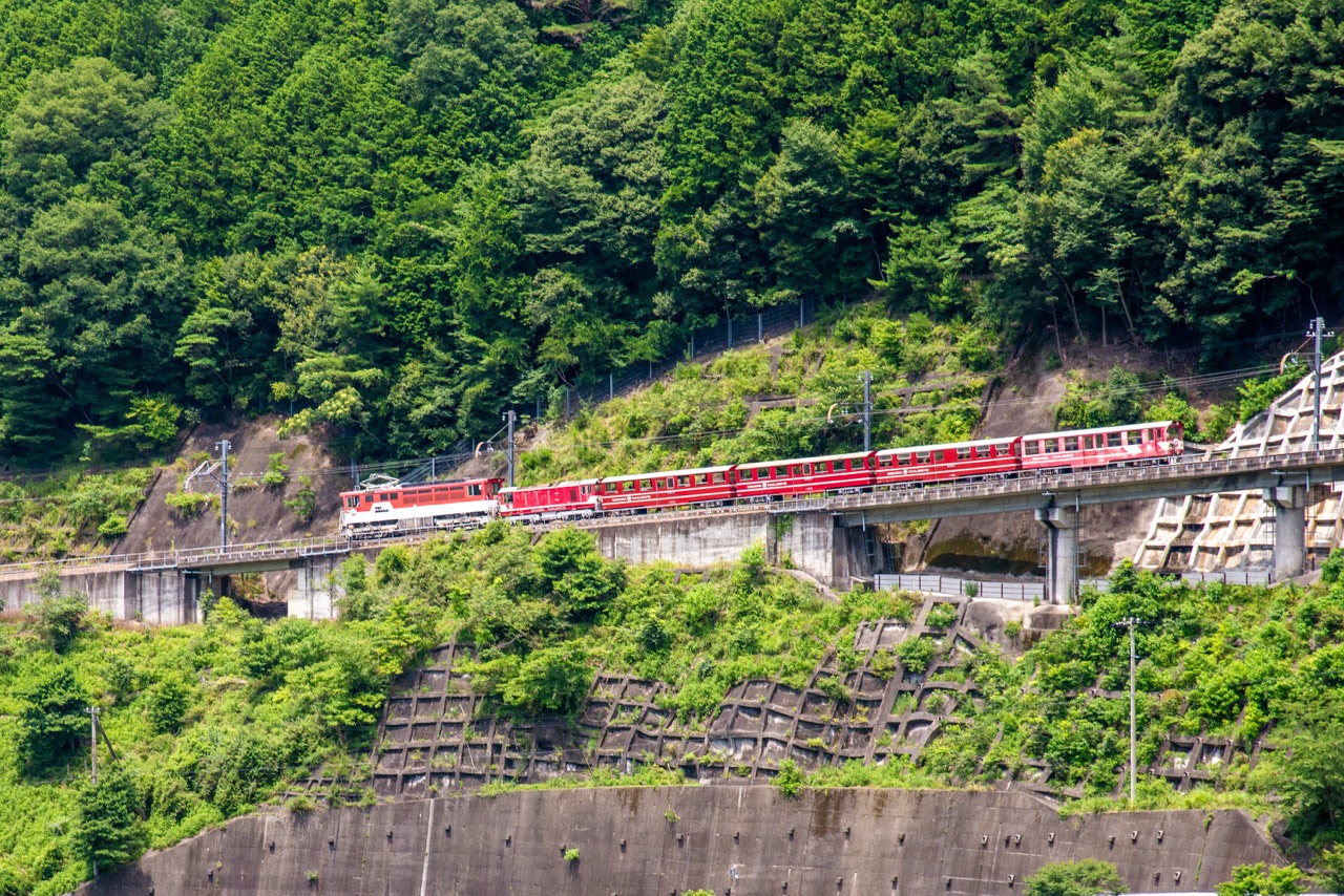 2015 07 25 11 21 大井川鐵道井川線 アプトいちしろ〜長島ダムの勾配を走る