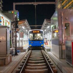 2017-06-09 20;46 天王寺 阪堺電車 天王寺駅前電停<br>京都洛東から京阪で難波、天王寺のマリオット都ホテルに泊まり梅田・天神橋筋、和歌山電鉄たま電車に乗る旅