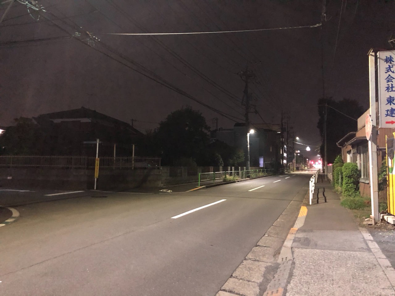 2019 08 18 02;59 花の家 深夜の道路