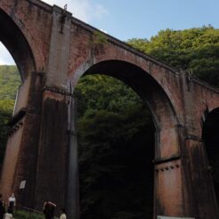 2020-08-23 16;30 群馬県安中市松井田町坂本 めがね橋(碓氷第三橋梁)<br>南魚沼や清津峡など越後妻有アートトリエンナーレ、上越妙高に泊まりロックハート城や伊香保温泉を巡る旅