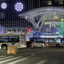 2021-12-25 20;29 福岡 JR博多駅のクリスマス<br>クリスマスで盛り上がる福岡県博多・天神・中洲、平成筑豊鉄道や後藤寺線で田川後藤寺・田川伊田、日田彦山線で小倉を巡る旅