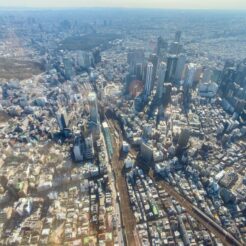 2023-02-05 13;55 新宿・歌舞伎町付近の上空 ヘリコプターから<br>新木場で集合し木材・合板博物館を見てから東京ヘリポートより東京上空をヘリコプターで遊覧